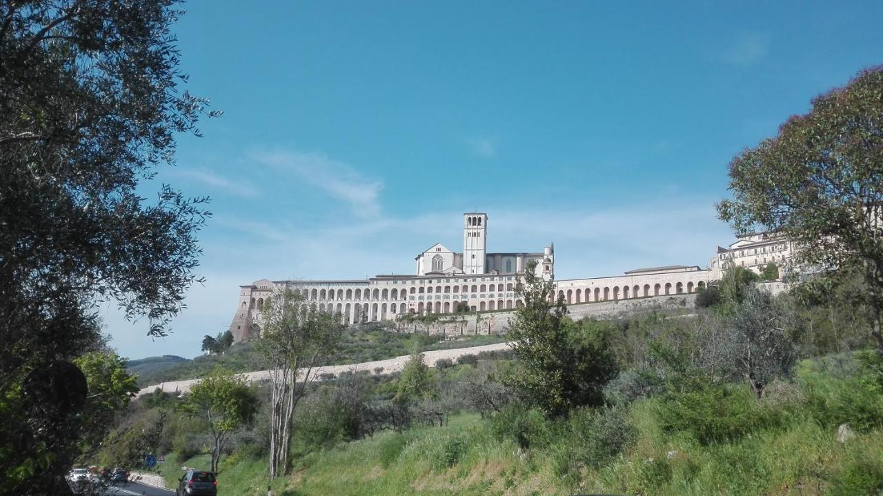Casa Del Frate Appartement Assisi Buitenkant foto